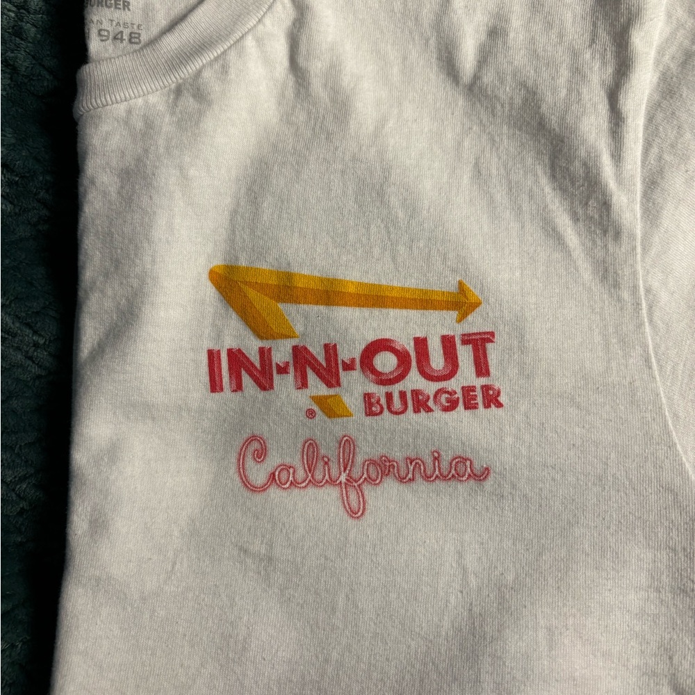 In N out burger tee shirt medium